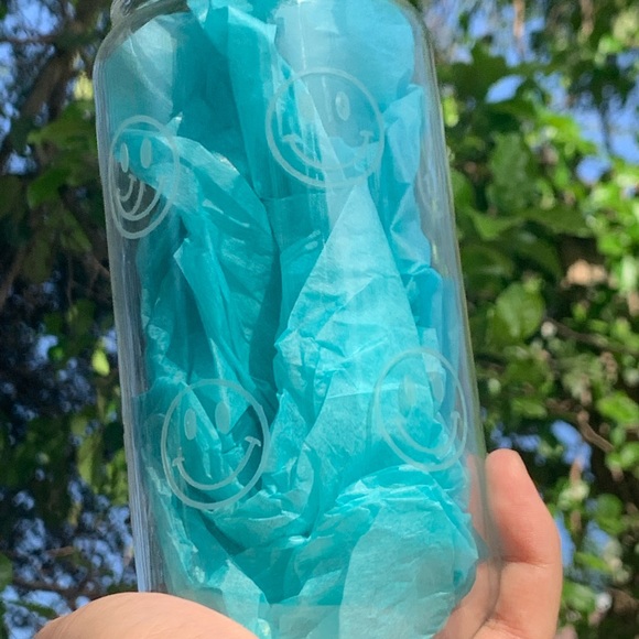 Smiley face glass cup - Picture 1 of 3